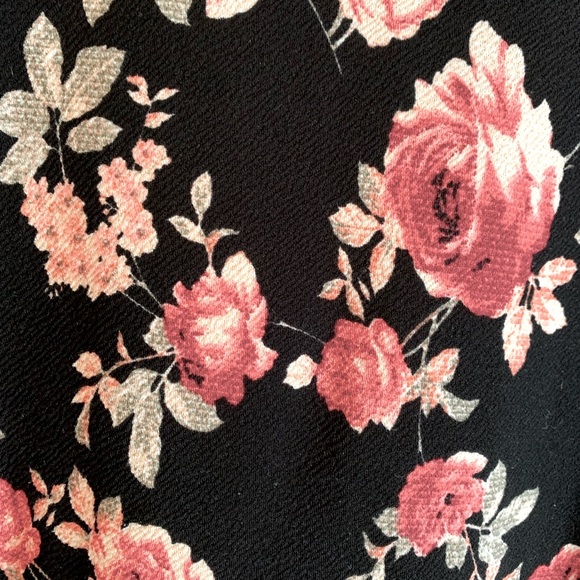 Boutique Floral Tunic Dress - Picture 4 of 7